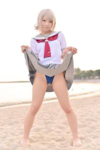 Love Live erotic cosplay, tucking skirt without wearing pants ww (image)