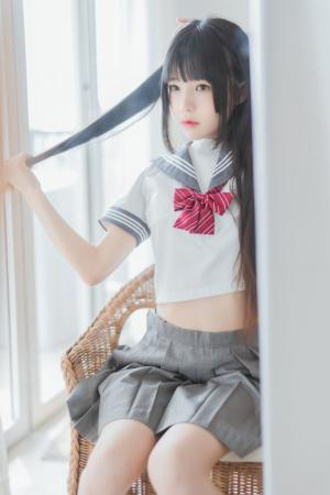 [Coser Beauty] Sakura Momo - Heart Shaped